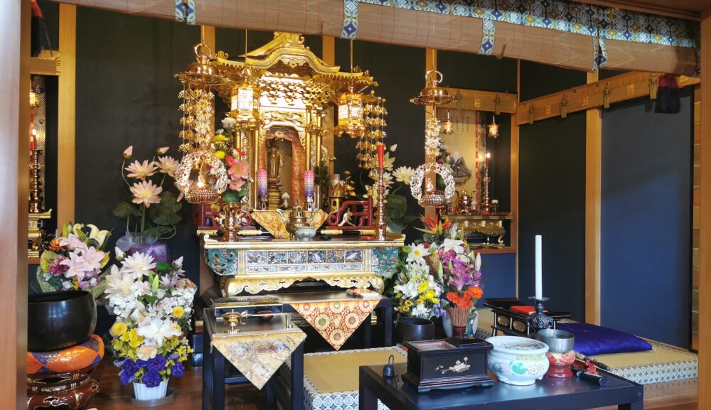 人生の道しるべを見つける ー 福岡･聖光寺の法話と心の安らぎ